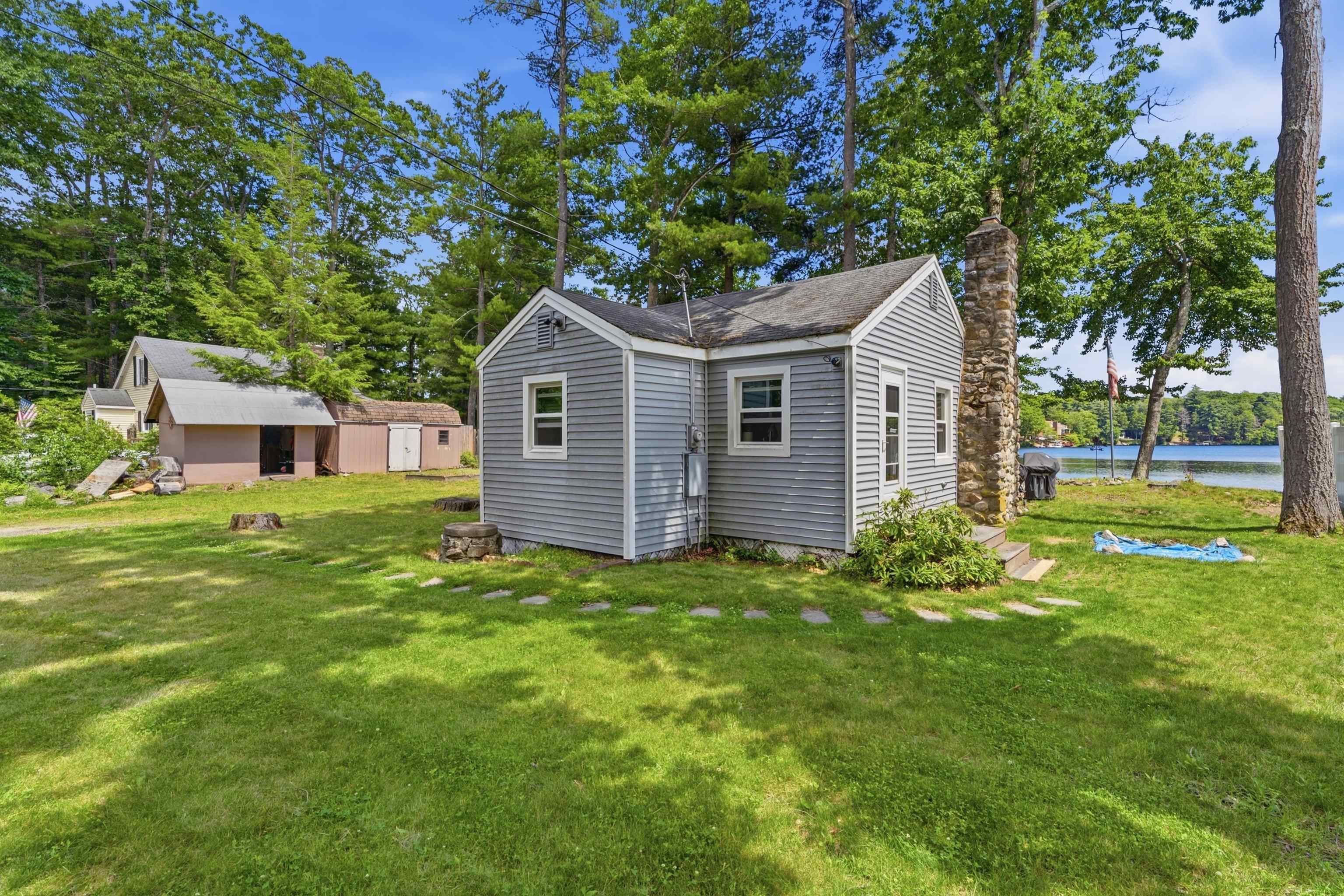32 North Shore Road Sandown, NH 03873 - Photo 4 of 33 Gallery Image 4