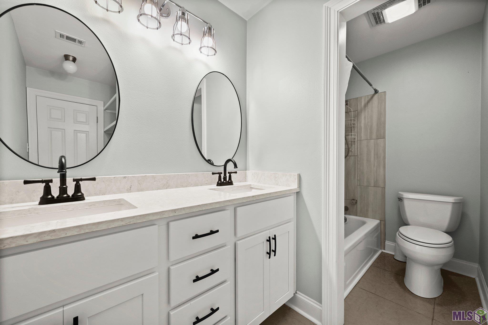 8049 Summa Avenue, Unit D Baton Rouge, LA 70809 - Photo 10 of 14