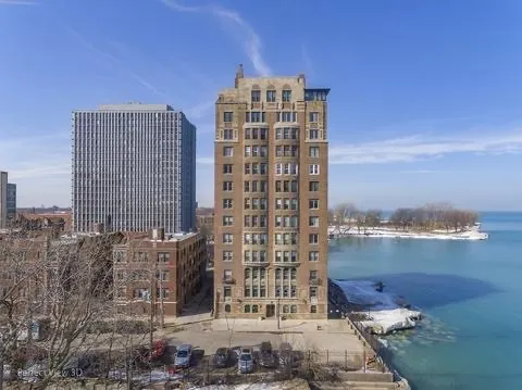 $235,000 | 2666 East 73rd Street, Unit 8W, Chicago, IL 60649