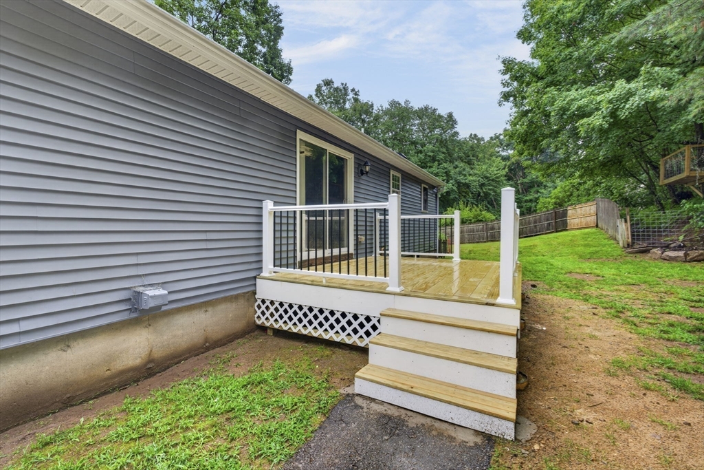 1226 Brimfield Road Warren, MA 01010 - Photo 7 of 33 Gallery Image 7