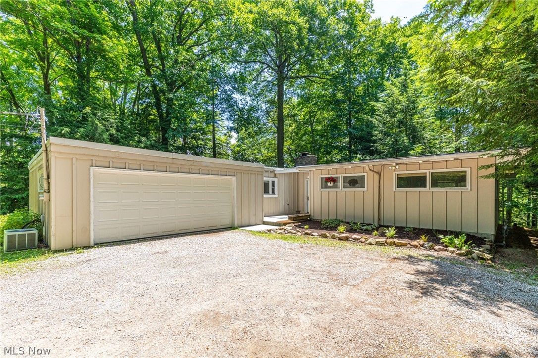 36428 Chardon Road Willoughby, OH 44094 - Photo 1 of 30 Gallery Image 1