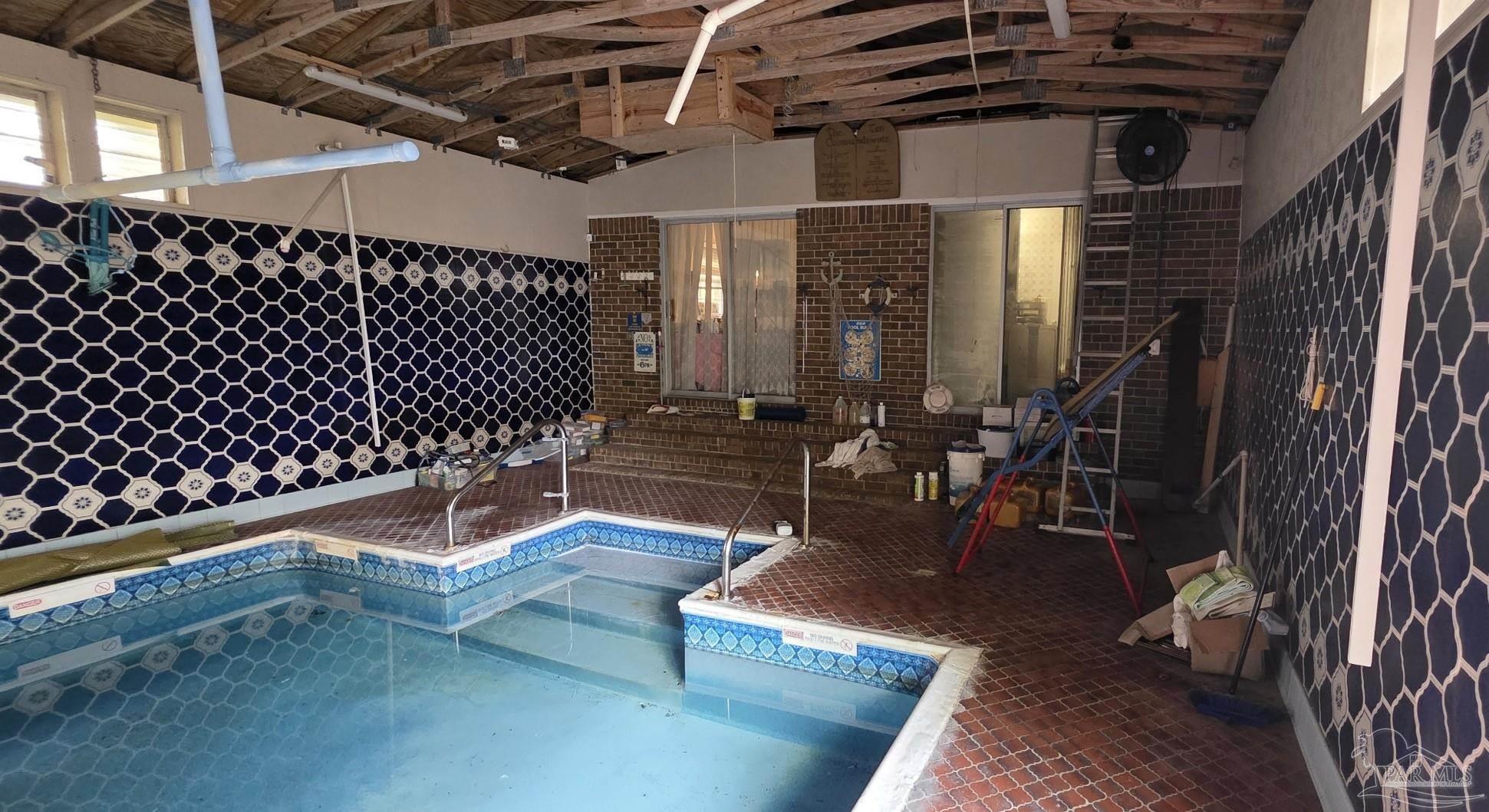 8246 Chellie Road Pensacola, FL 32526 - Photo 2 of 20