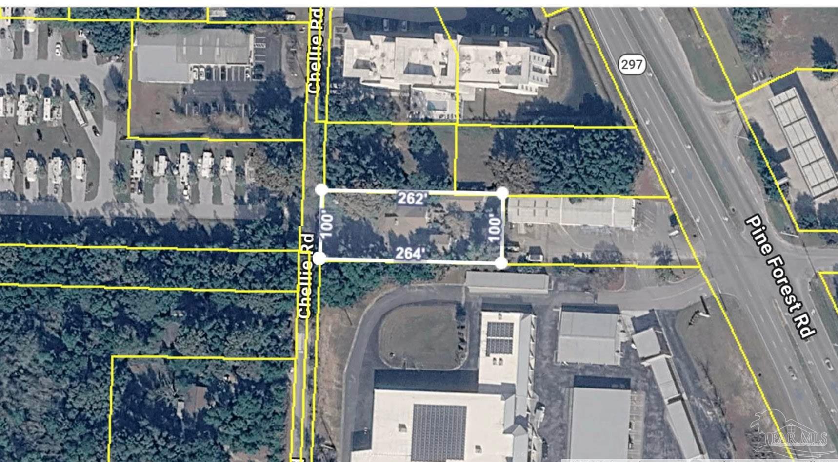 8246 Chellie Road Pensacola, FL 32526 - Photo 7 of 20 a view of entryway