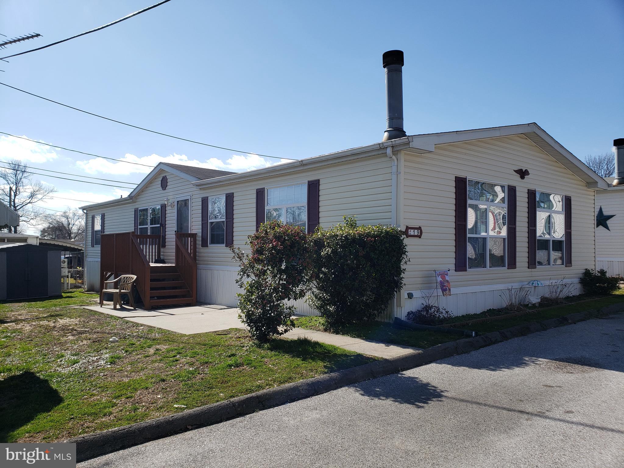 19 Thomas Lane Sparrows Point, MD 21219 - Photo 1 of 45 Gallery Image 1