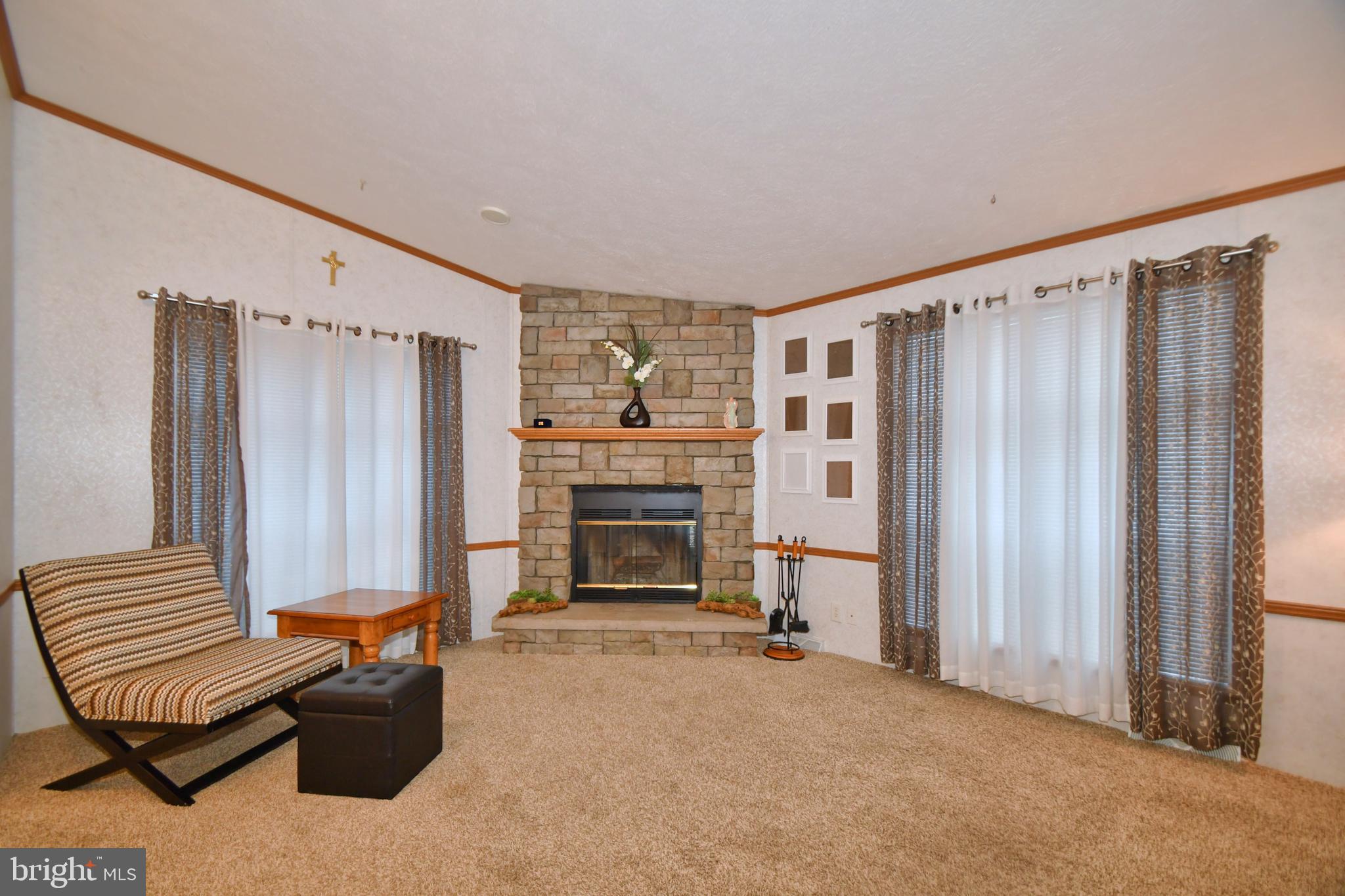 19 Thomas Lane Sparrows Point, MD 21219 - Photo 6 of 45 Gallery Image 6