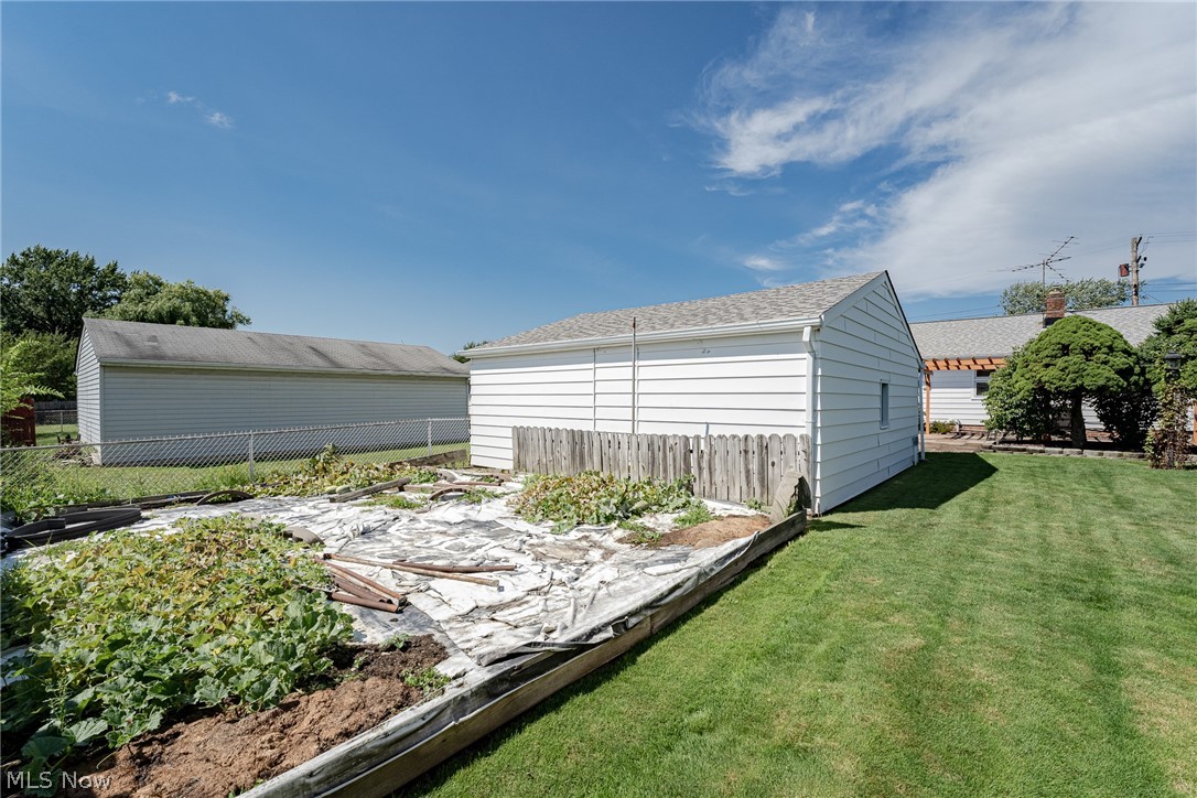 19127 Homeway Road Cleveland, OH 44135 - Photo 34 of 34 Gallery Image 34