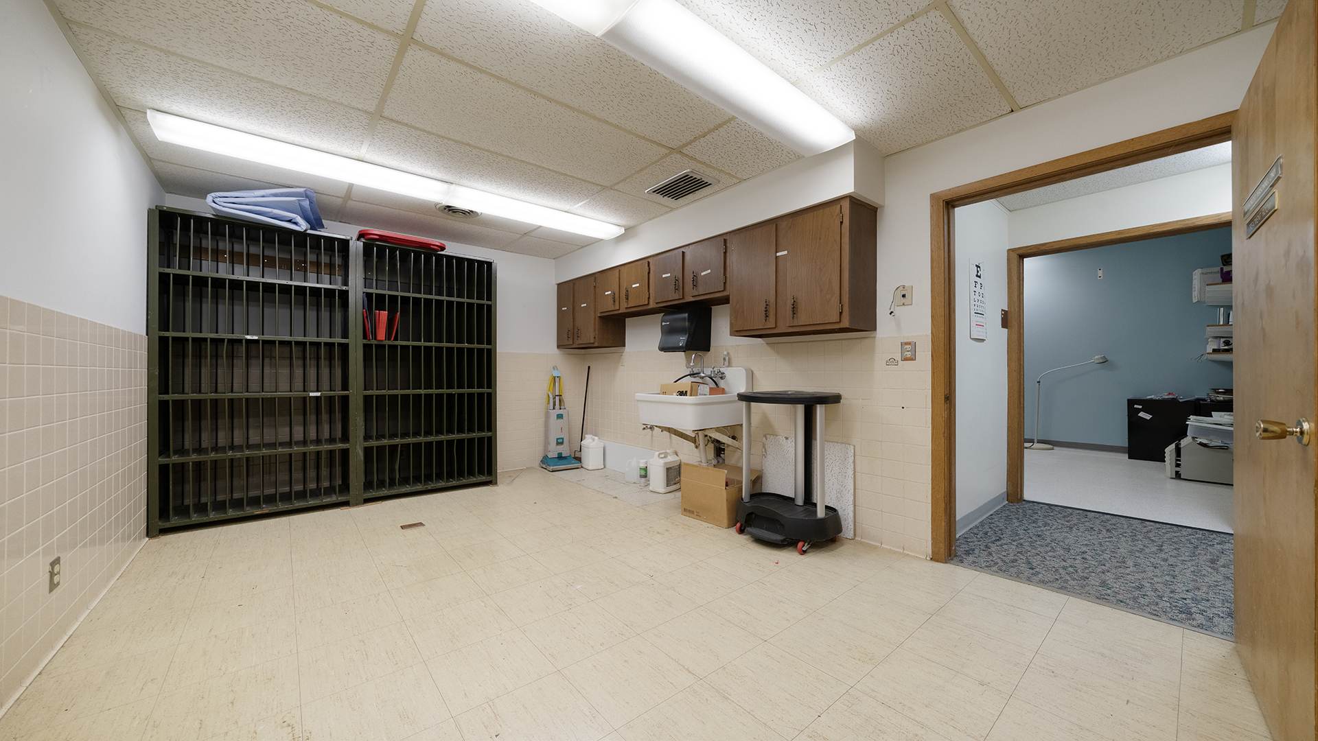 405 Charles Street Mount Morris, IL 61054 - Photo 39 of 61 a view of a livingroom with furniture and a bookshelf