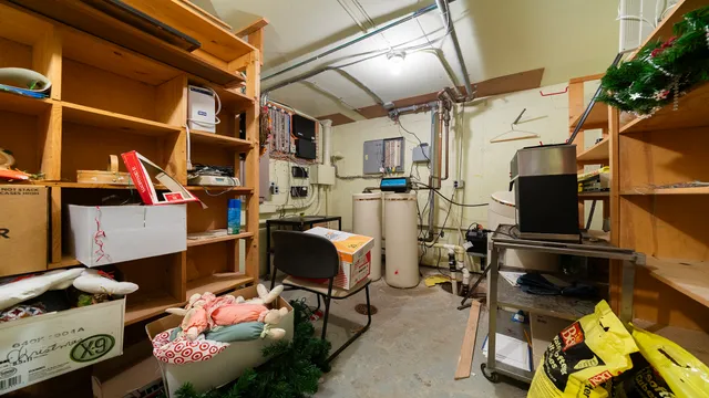 $199,500 | 405 Charles Street, Mount Morris, IL 61054