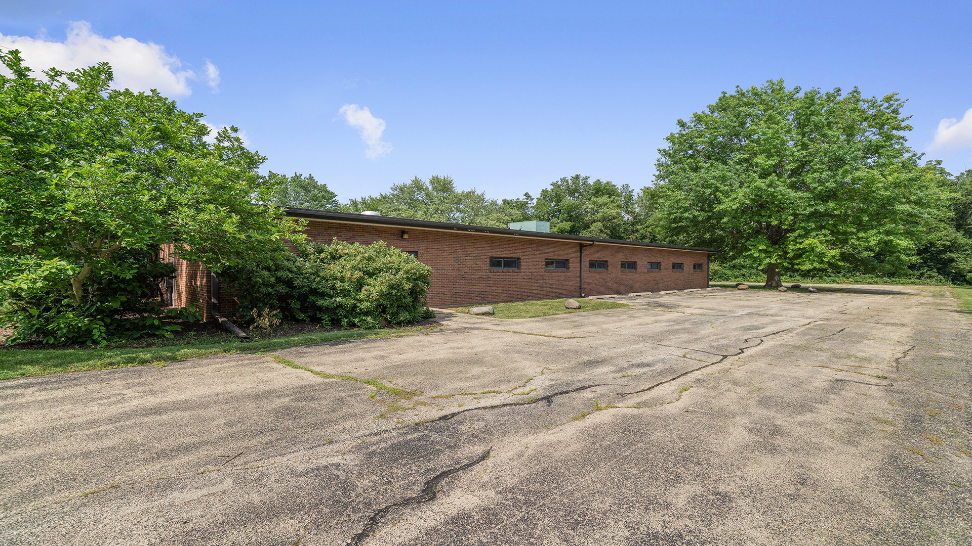 405 Charles Street Mount Morris, IL 61054 - Photo 58 of 61 a view of a house with a backyard