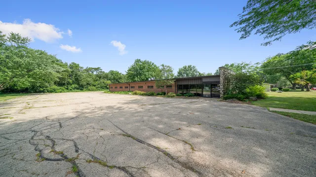 $199,500 | 405 Charles Street, Mount Morris, IL 61054