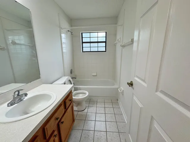 $2,250 | 2086 Magnus Lane, Jacksonville, FL 32246