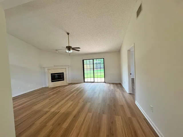 $2,250 | 2086 Magnus Lane, Jacksonville, FL 32246