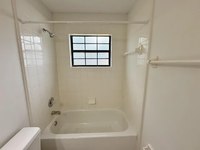 $2,250 | 2086 Magnus Lane, Jacksonville, FL 32246