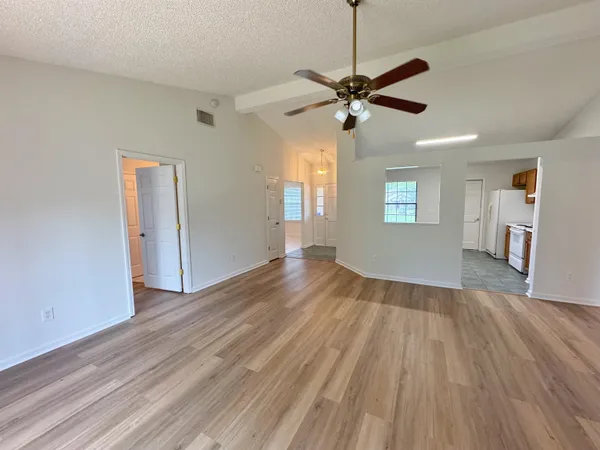 $2,250 | 2086 Magnus Lane, Jacksonville, FL 32246