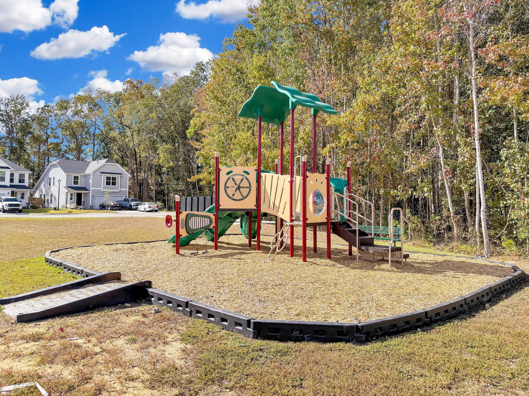 8718 Revival Road North Charleston, SC 29420 - Photo 31 of 34 CREM - Windsor Crossing - amenities-3
