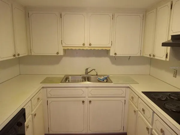 $1,250 | 2462 Brazilia Drive, Unit 64, Clearwater, FL 33763