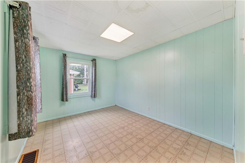 1299 Harvey Run Road Freedom, PA 15042 - Photo 19 of 25 an empty room with windows