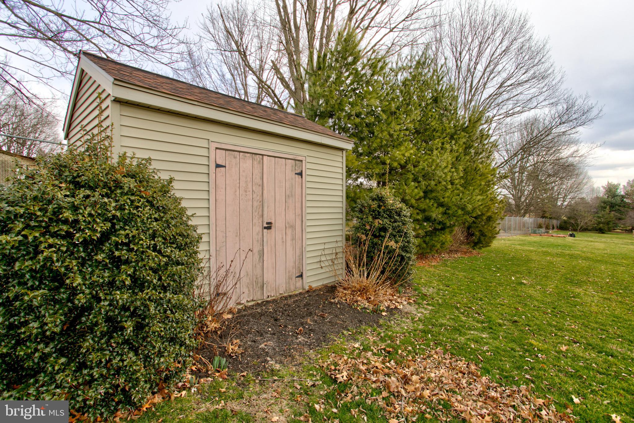 2021 Harrogate Road Lancaster, PA 17601 - Photo 47 of 49 Gallery Image 47