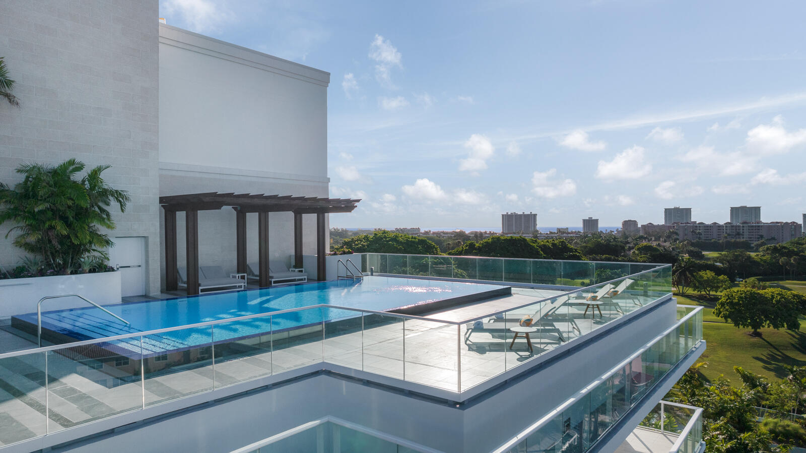 200 Southeast Mizner Boulevard, Unit 209 Boca Raton, FL 33432 - Photo 44 of 60 Pool