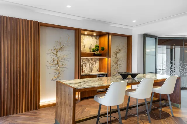 $3,500,000 | 200 Southeast Mizner Boulevard, Unit 209, Boca Raton, FL 33432