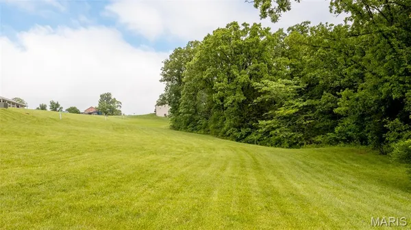 $59,000 | 126 Rainbow Lake Drive, Villa Ridge, MO 63089