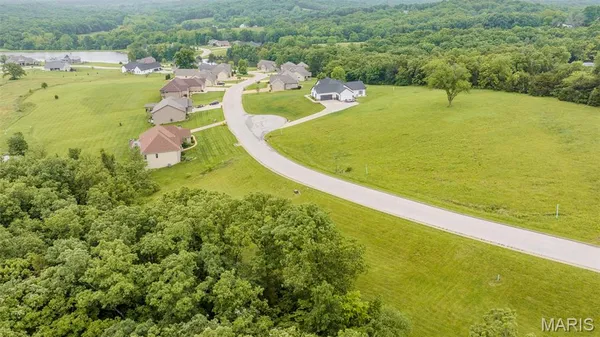 $59,000 | 126 Rainbow Lake Drive, Villa Ridge, MO 63089