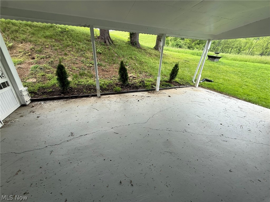 4528 Gintz Road Dover, OH 44622 - Photo 25 of 48