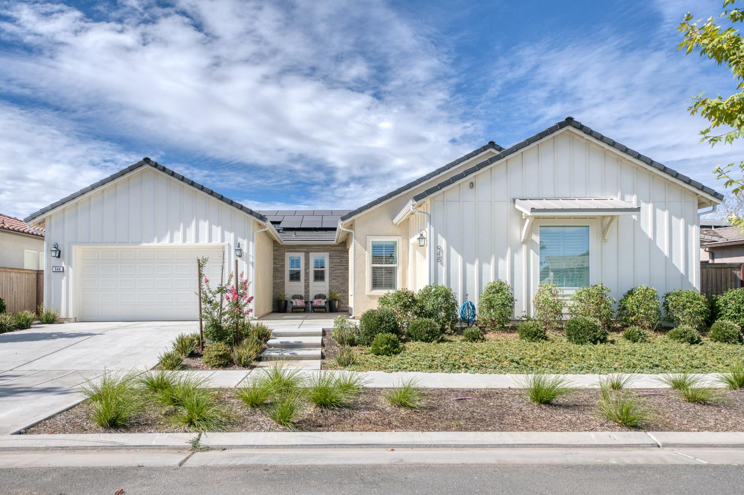948 Beaver Pond Loop Madera, CA 93636 - Photo 7 of 98