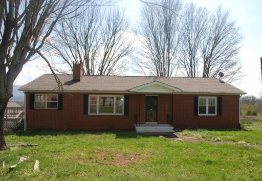 5848 Hutton Ridge Road Maryville, TN 37801 - Photo 1 of 1 Primary Photo