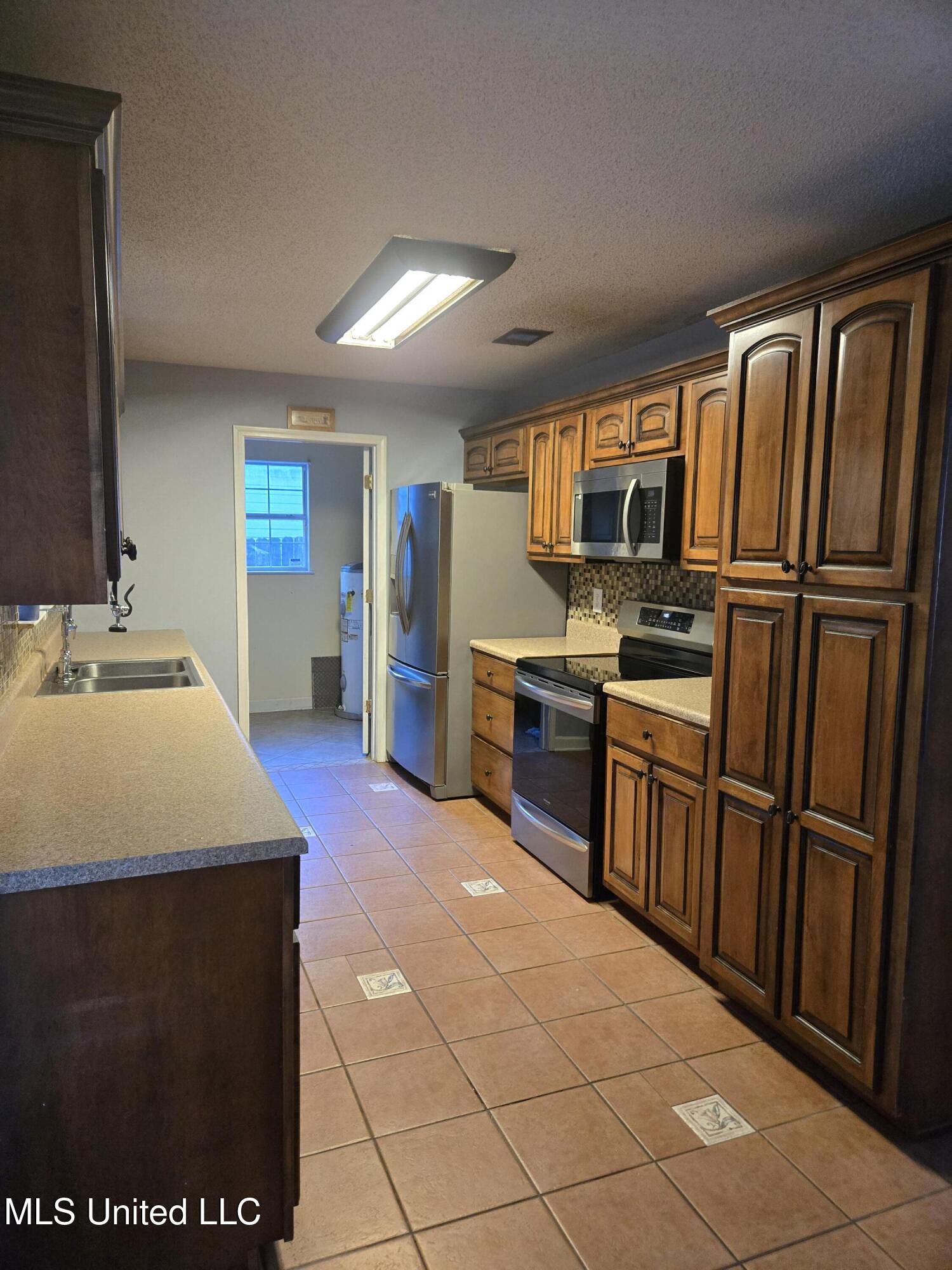 2717 Honduras Drive Gautier, MS 39553 - Photo 13 of 22 1000134586