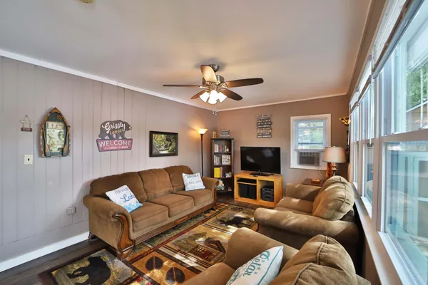 $299,900 | 21138 Bluegill Road, Ironton, MN 56455