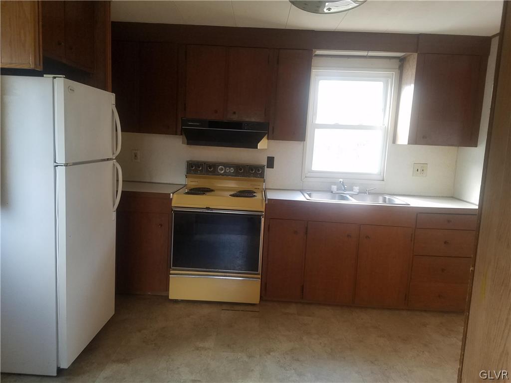 4332 Shankweiler Road Orefield, PA 18069 - Photo 5 of 12 Gallery Image 5