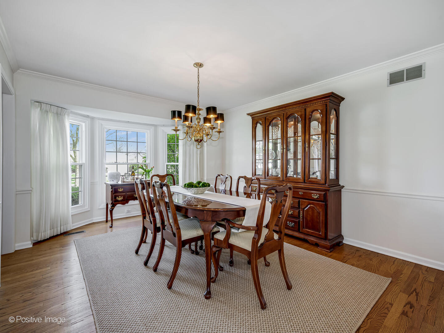 6400 Wesley Road Willowbrook, IL 60527 - Photo 8 of 37 Gallery Image 8