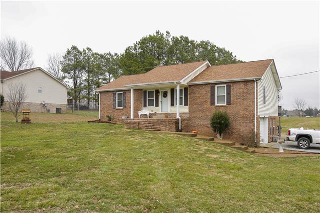 131 Roark Road Cottontown, TN 37048 - Photo 2 of 19 Gallery Image 2