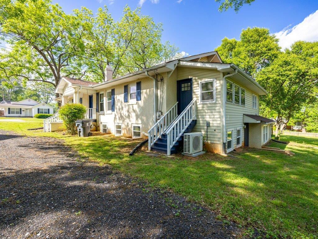 155 Wingo Street Inman, SC 29349 - Photo 5 of 48