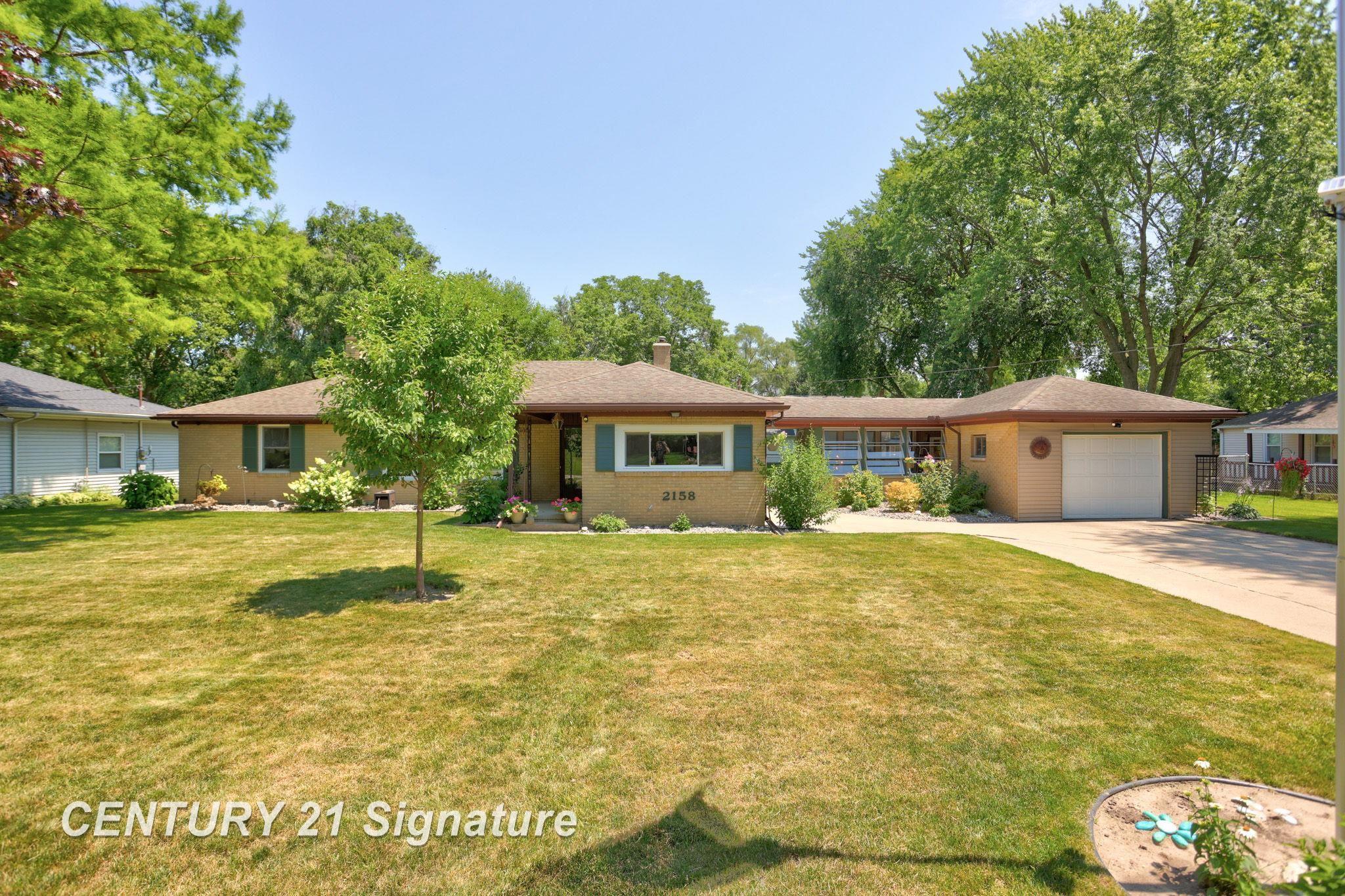 2158 Bock Road Saginaw, MI 48603 - Photo 3 of 43