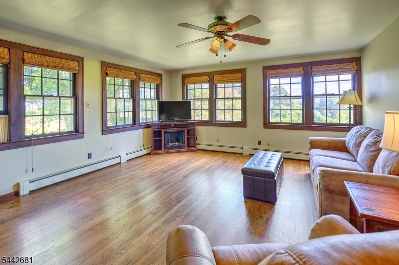 114 Amwell Road Flemington, NJ 08822 - Photo 17 of 31