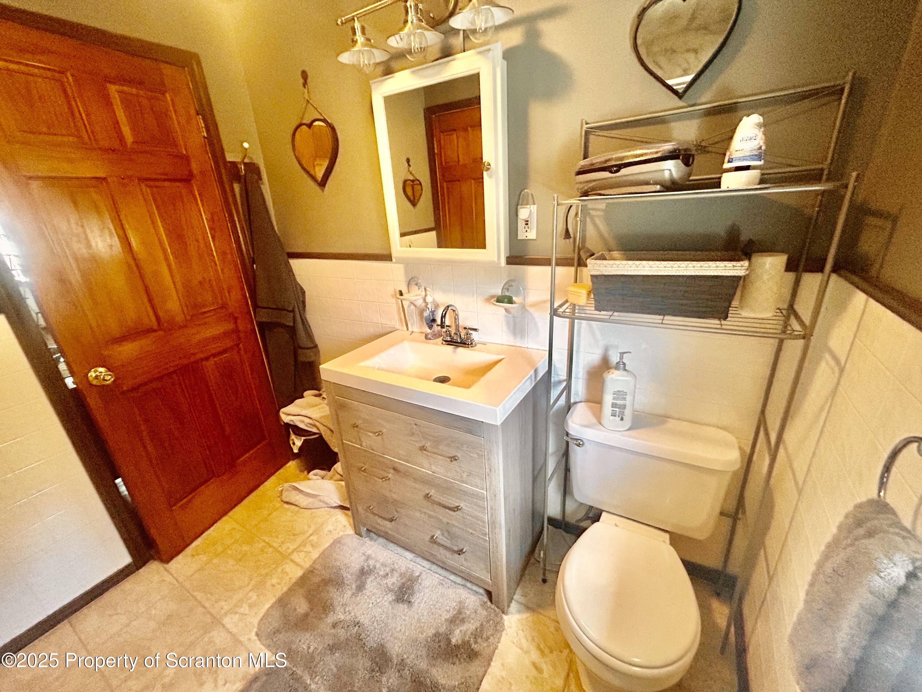 4886 Highway 11 Burke, NY 12917 - Photo 27 of 53 Full Bathroom