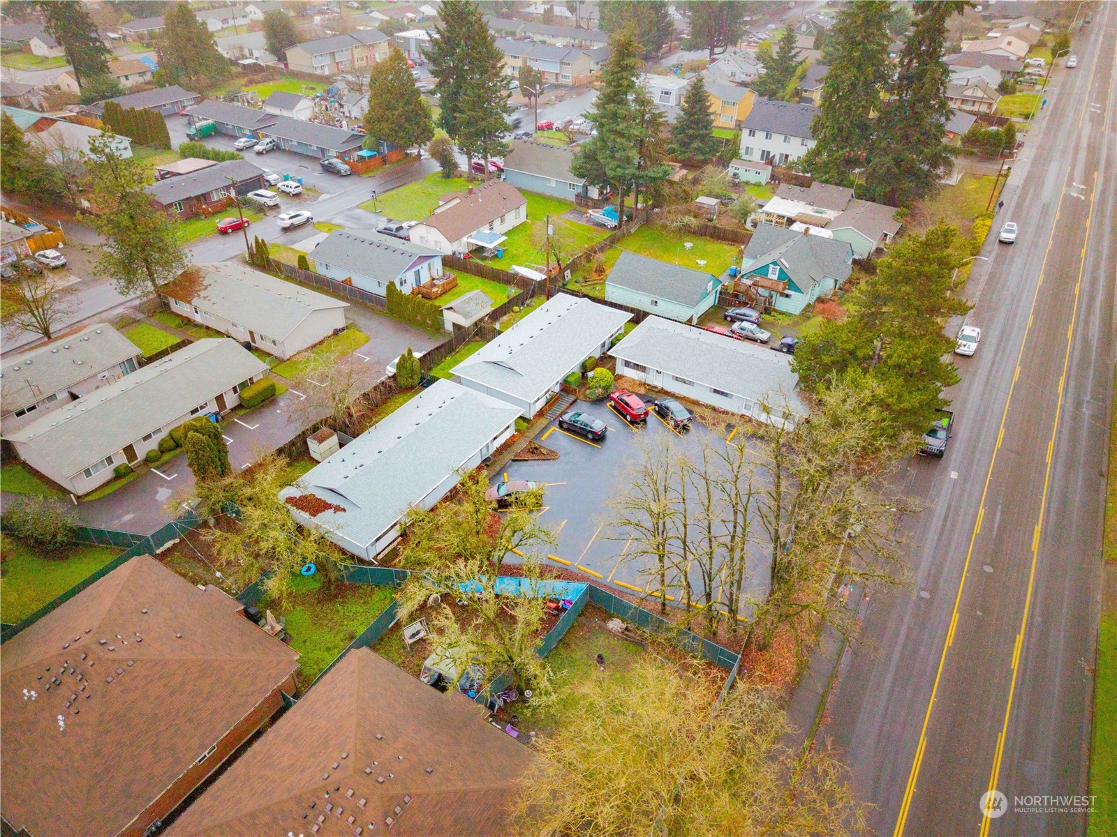 1910 Northeast Stapleton Road, Unit 16 Vancouver, WA 98661 - Photo 4 of 11
