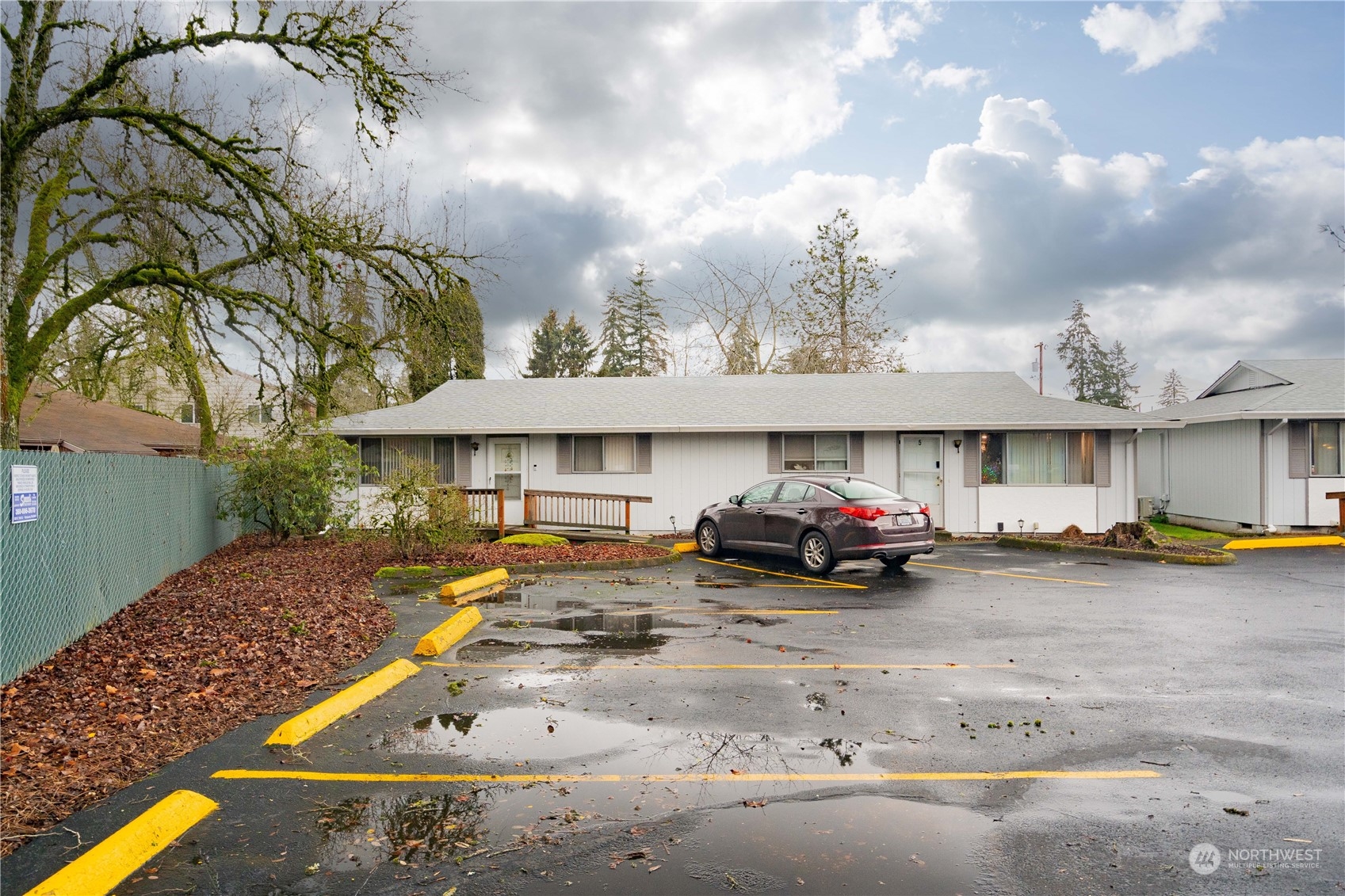 1910 Northeast Stapleton Road, Unit 16 Vancouver, WA 98661 - Photo 8 of 11