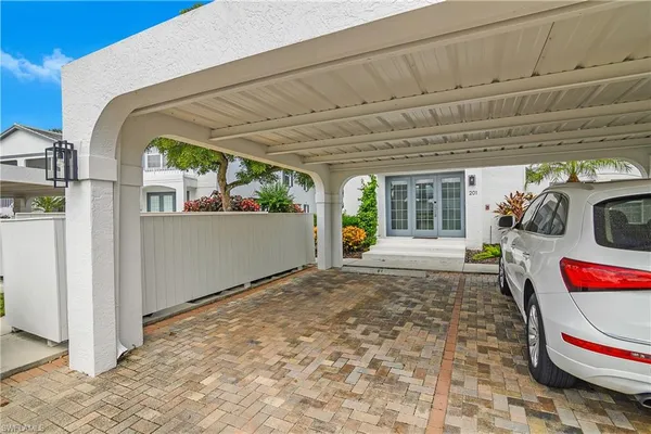 $10,000 | 853 Tanbark Drive, Unit 201, Naples, FL 34108