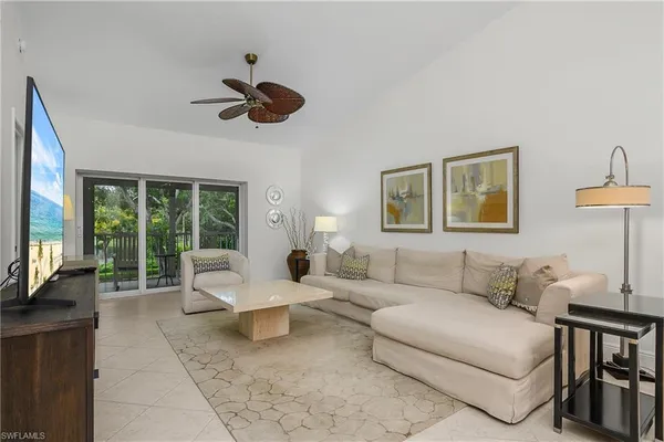 $10,000 | 853 Tanbark Drive, Unit 201, Naples, FL 34108
