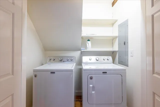 $359,000 | 56 Thomaston Street, Rockland, ME 04841