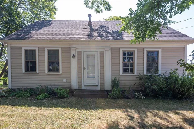 $359,000 | 56 Thomaston Street, Rockland, ME 04841