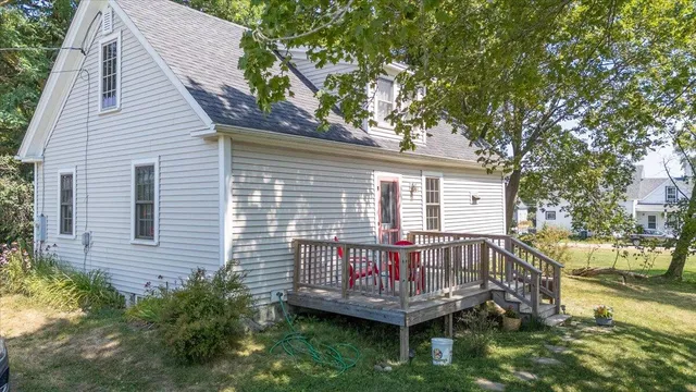 $359,000 | 56 Thomaston Street, Rockland, ME 04841