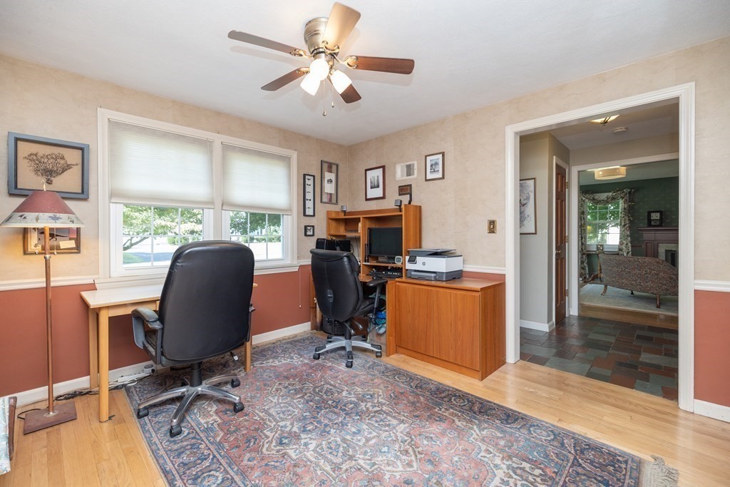 55 Viscount Road Longmeadow, MA 01106 - Photo 19 of 42