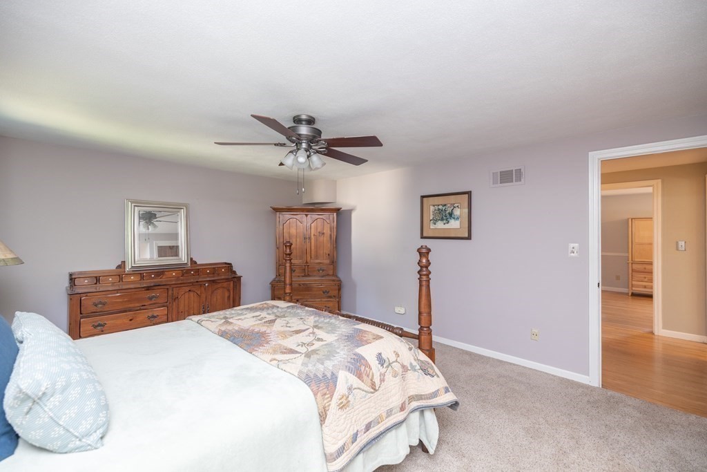 55 Viscount Road Longmeadow, MA 01106 - Photo 28 of 42