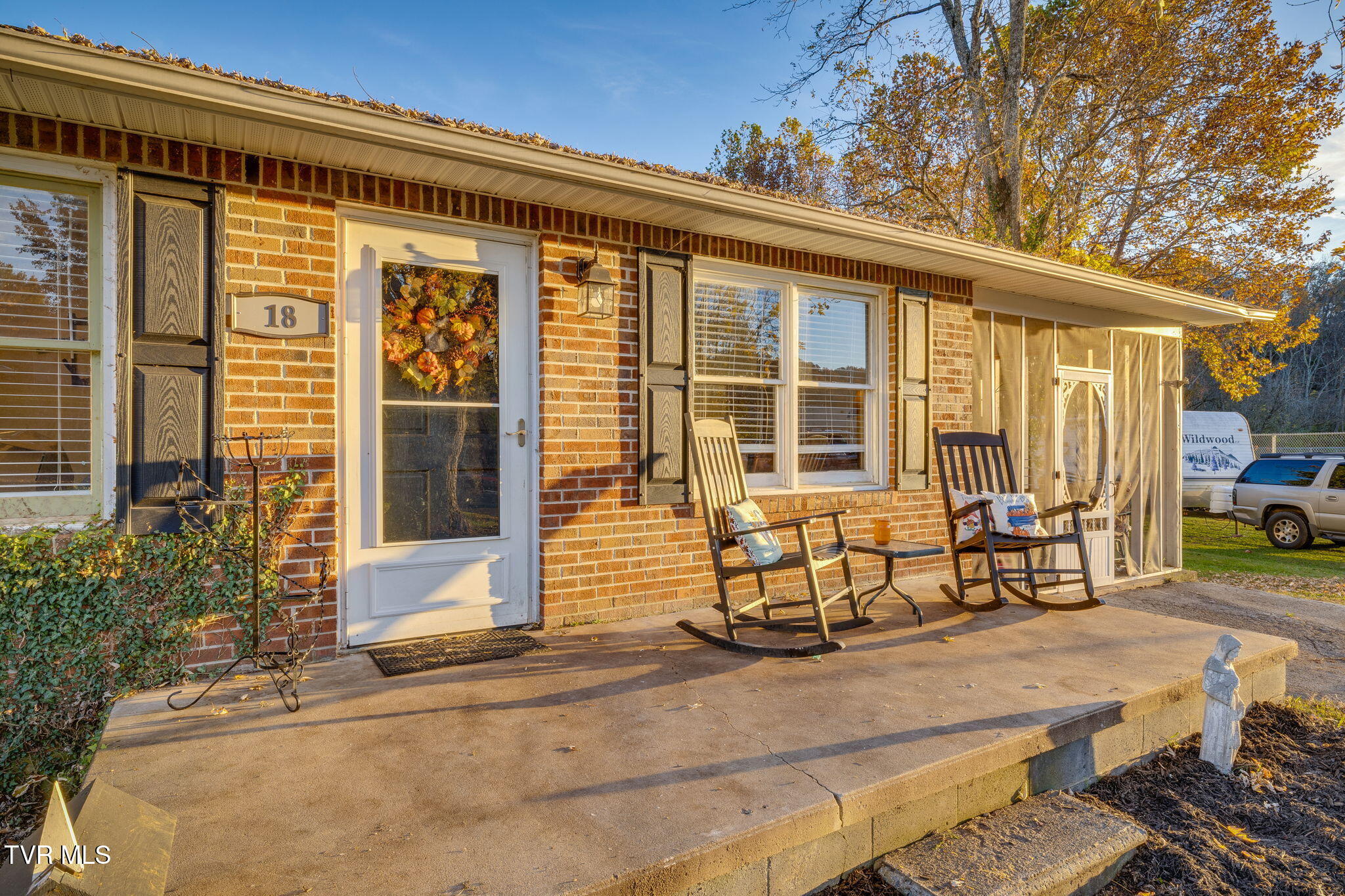 18 Ross Street Bristol, TN 37620 - Photo 4 of 25 004