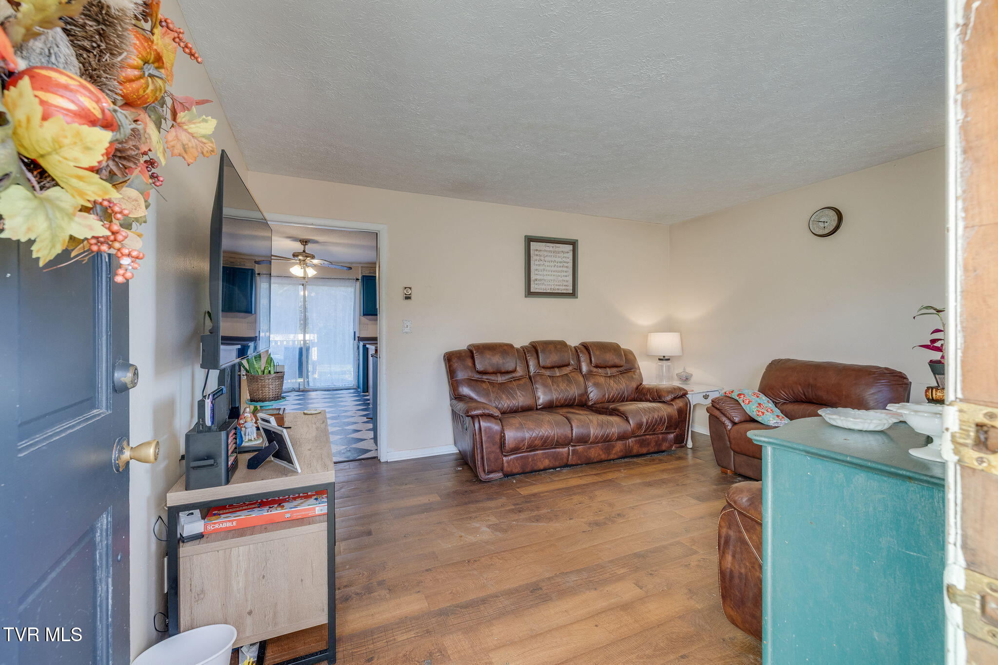 18 Ross Street Bristol, TN 37620 - Photo 5 of 25 005