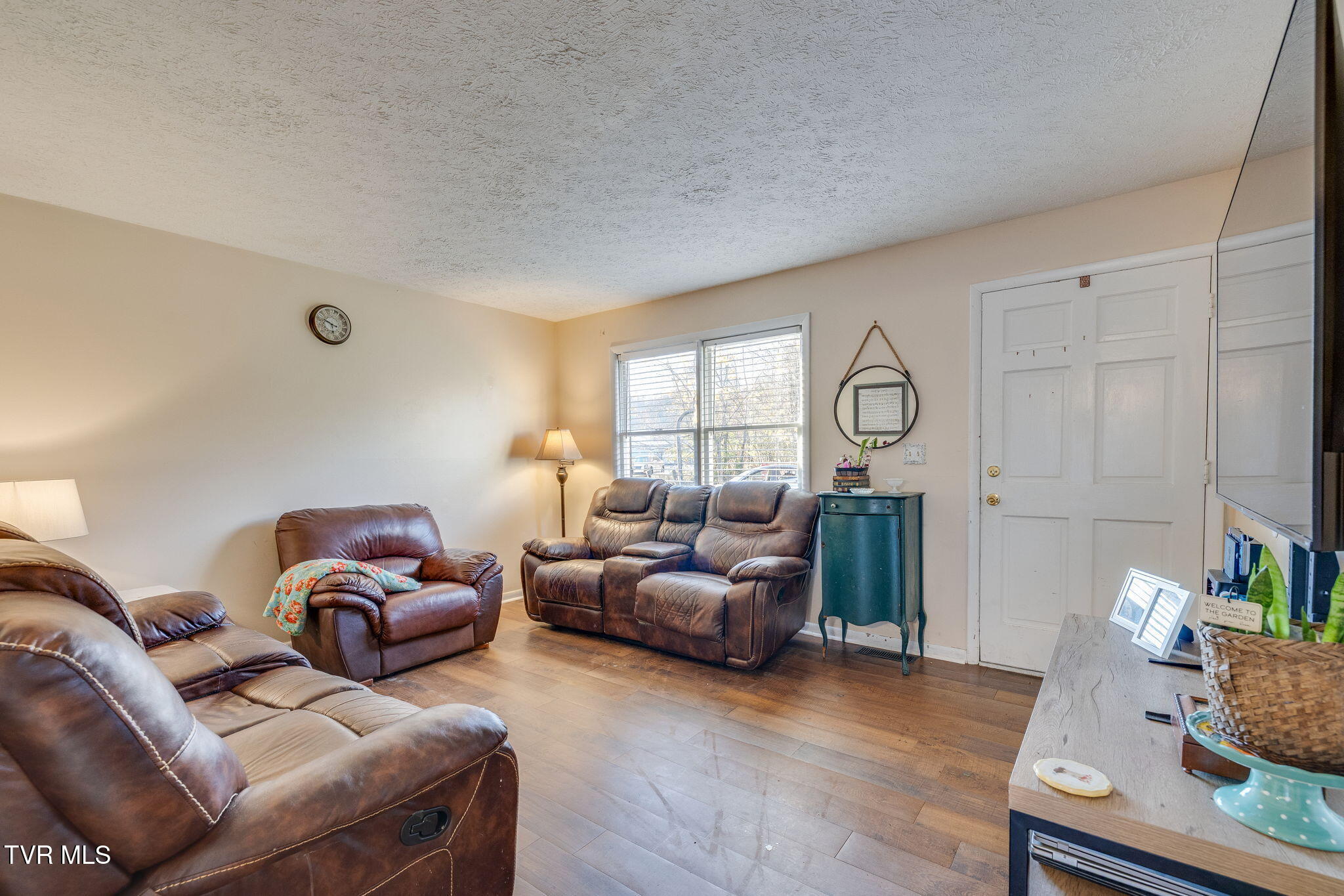 18 Ross Street Bristol, TN 37620 - Photo 6 of 25 006